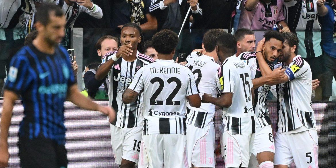 Chelsea "determined" to re-sign former player as Juventus plan opening talks