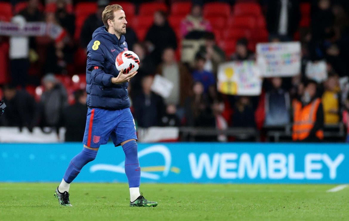 Spurs: Conte gifted big Harry Kane boost